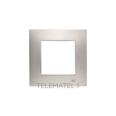 Base enchufe Schuko emborne con tornillo protección serie Viva en blanco