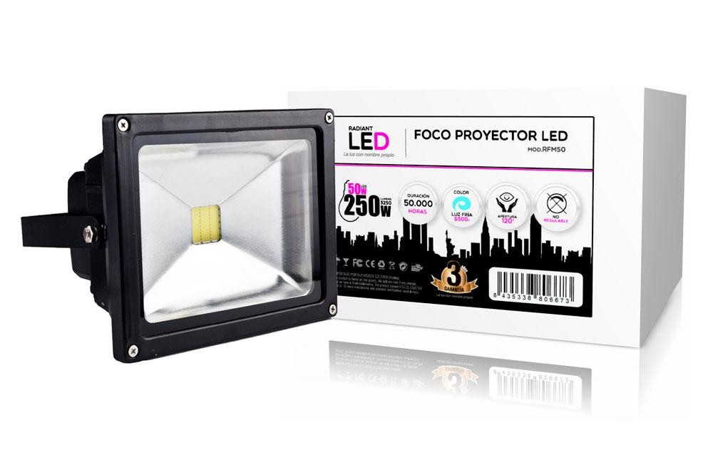 FOCO PROYECTOR LED 50W 6400 k LUZ FRÍA 3250LM RADIANT LED