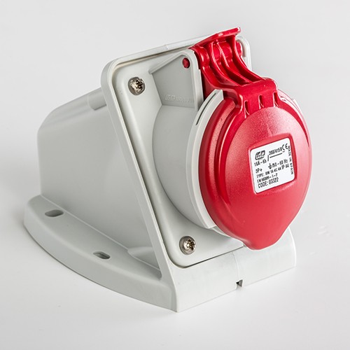 Base mural recta IP44 3 polos + tierra 380V 16A 6h de color rojo